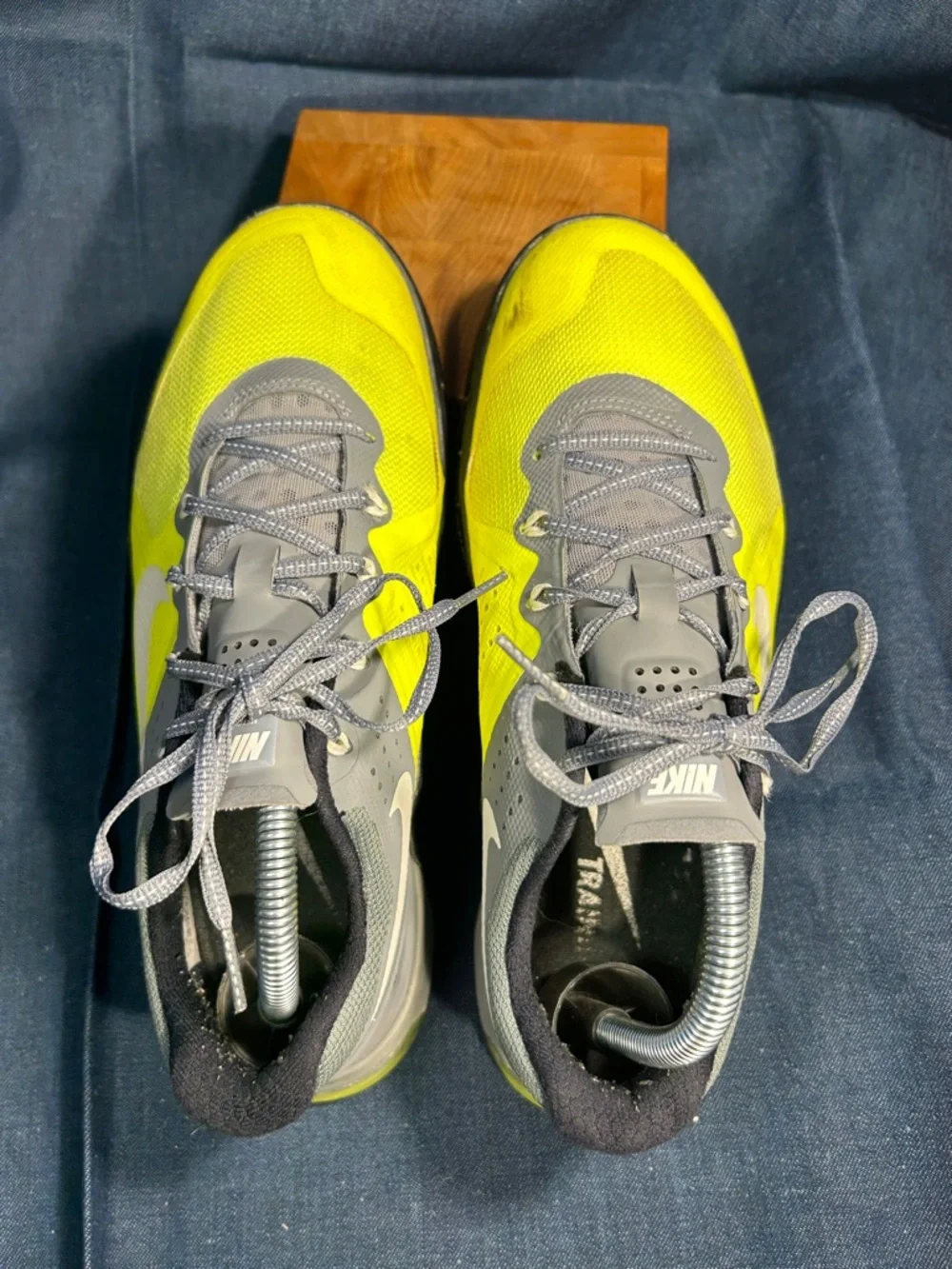 Nike Flywire athletic shoes